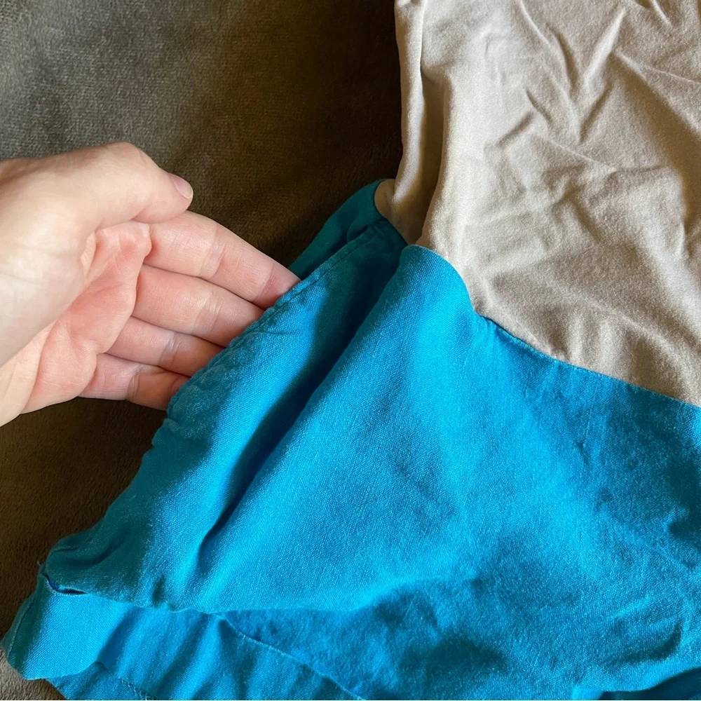 Women's Maternity Shorts XS in Blue and Cream by A Pea In The Pod